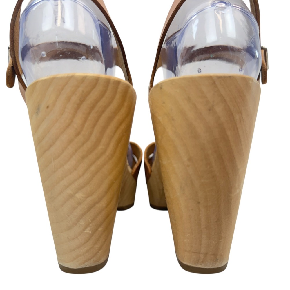 Shoes - Picture 5 of 11
